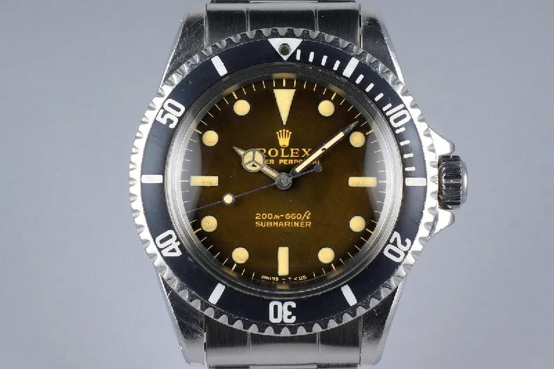 Men’s watches with titanium cases for a lightweight yet strong and durable timepiece-1965 Rolex Submariner 5513 Tropical Glossy Gilt Dial