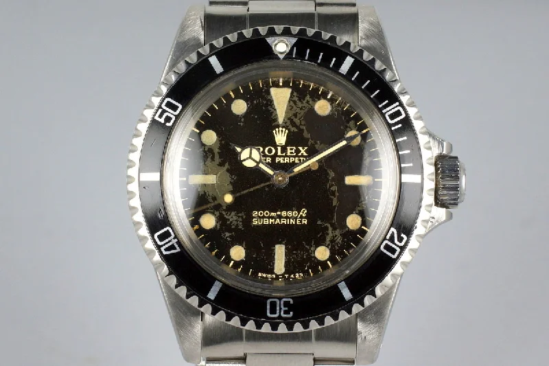 Men’s watches with sporty designs and silicone straps for comfort and performance-1967 Rolex Submariner 5513 Gilt Dial