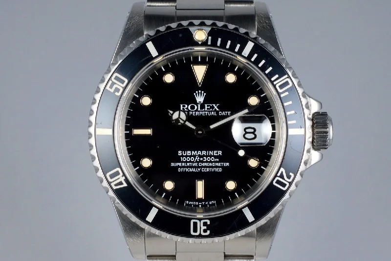 Best men’s watches with integrated Bluetooth for connectivity and smart functionality-1990 Rolex Submariner 16610 with Box and Papers