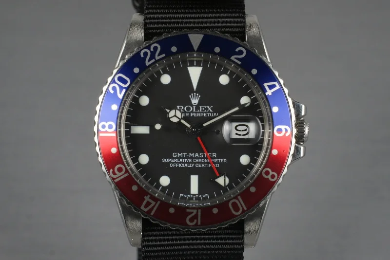 Best men’s watches for formal wear with leather straps and classic designs-1970 Rolex GMT 1675