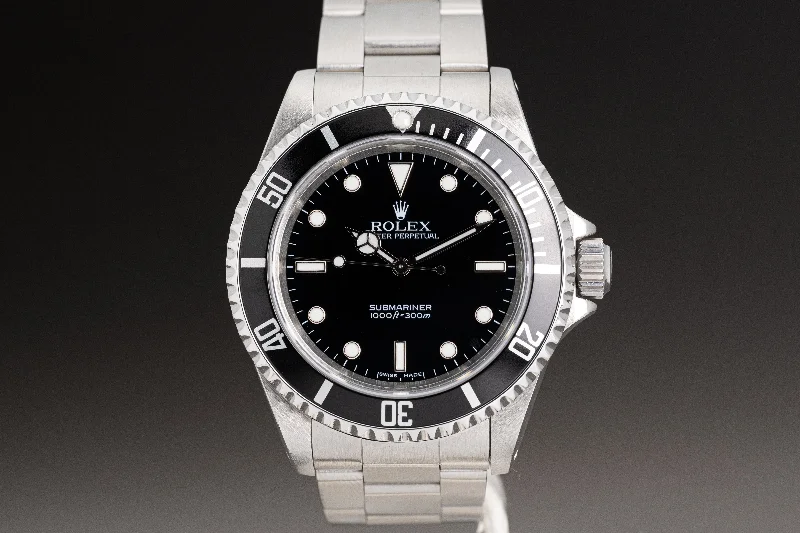 Men’s watches with leather and stainless steel combination for a versatile and durable accessory-2000 Rolex Submariner 14060 No Date 2 Liner