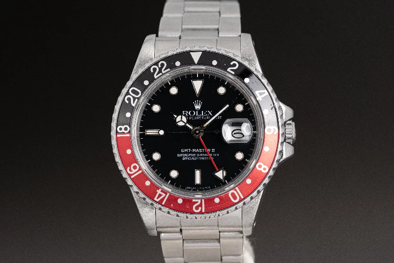 Best men’s watches with sapphire crystal for scratch resistance and clear visibility-1988 Rolex 16760 "Fat Lady" GMT Master II