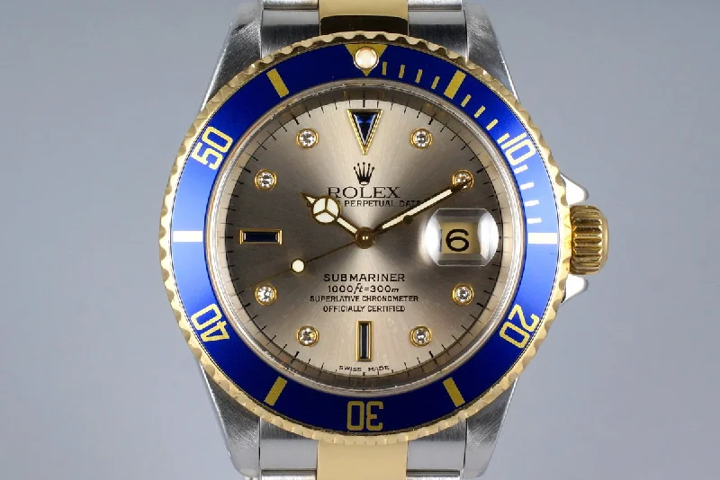 Men’s watches with high water resistance for use in diving and aquatic environments-2002 Rolex Two Tone Submariner 16613 Silver Serti Dial