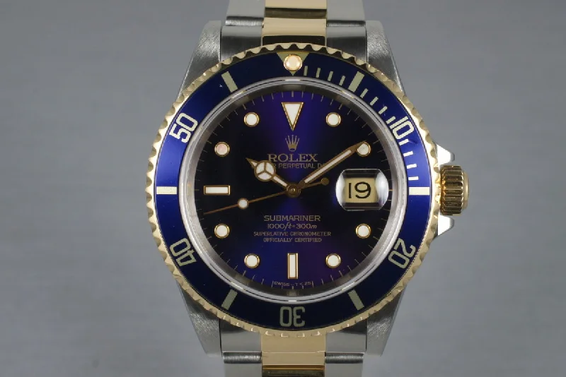 Best men’s watches with a minimalist design that pairs well with both casual and formal attire-1991 Rolex Two Tone Submariner 16613