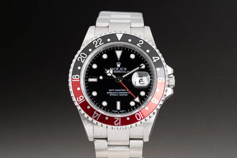 Waterproof men’s watches for diving and water sports with high water resistance ratings-2005 Rolex 16710 GMT Master II Black & Red Bezel Insert