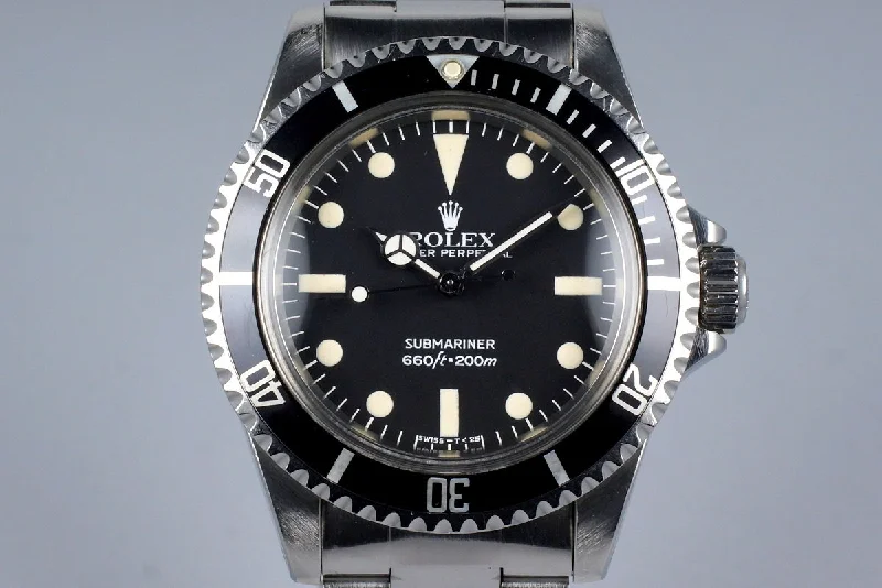 Best men’s watches with minimalist designs for understated elegance and simplicity-1982 Rolex Submariner 5513 Mark IV Maxi Dial