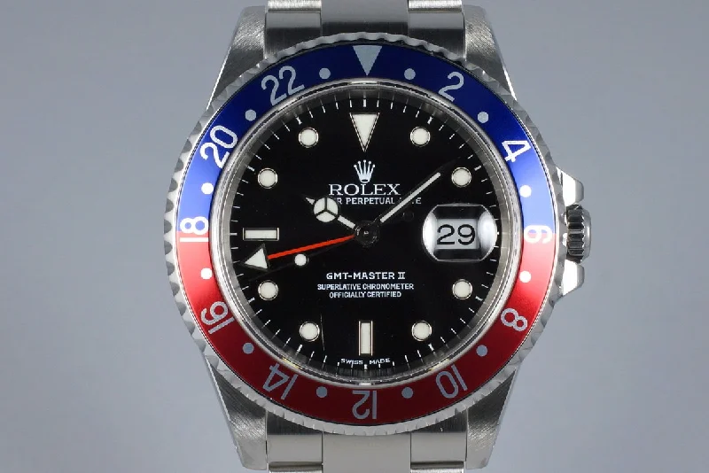 Best men’s watches with metal mesh bands for a contemporary and stylish design-2000 Rolex GMT II 16710