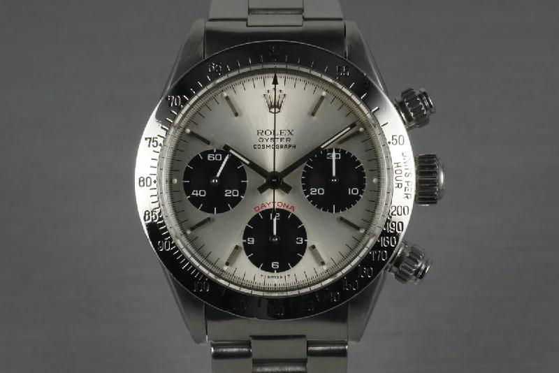 Best men’s watches with a retro design for a vintage-inspired look and feel-1979 Rolex Daytona 6265 Silver Dial and current RSC service papers