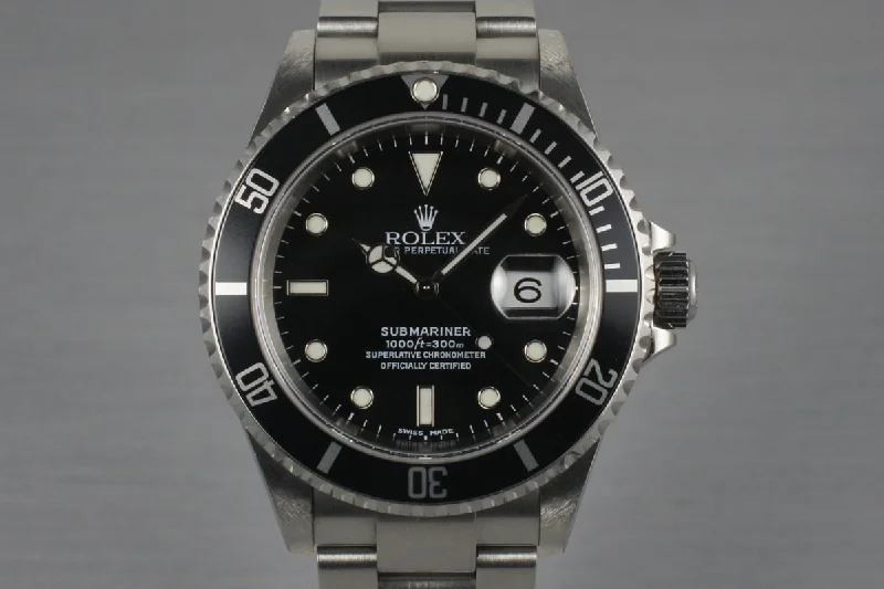 Men’s watches with elegant finishes and polished cases for a refined and classic look-2002 Rolex Submariner 16610 with Box and Papers