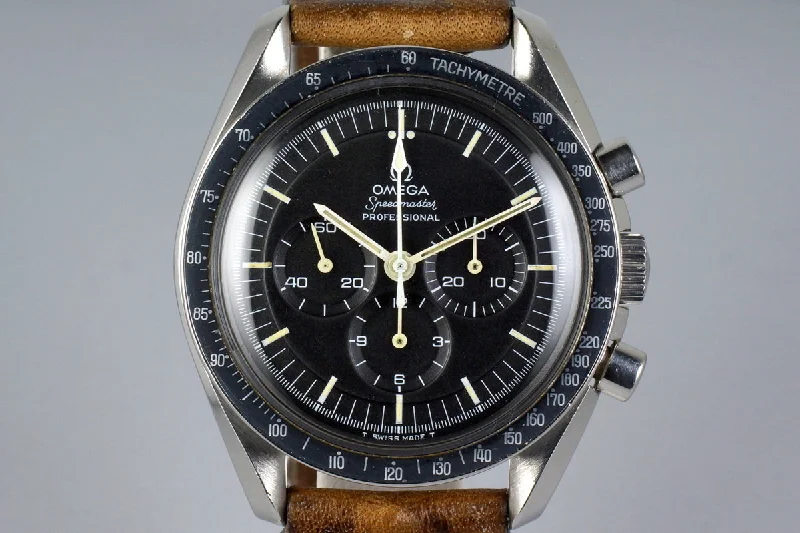 Best men’s watches with customizable dials and straps for a personalized look-1969 Omega Speedmaster 145.022 Calibre 861 with Rare 220 bezel