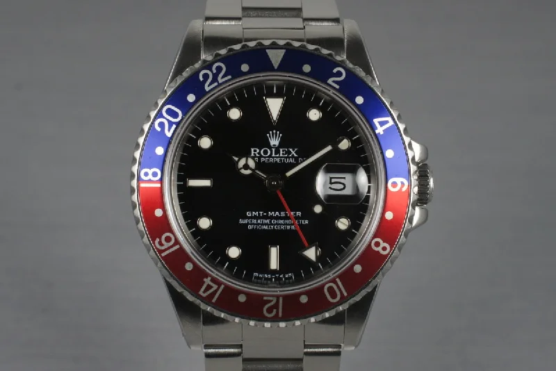 Best men’s watches with Swiss-made movements for precision and high-quality craftsmanship-1989 Rolex GMT 16700 with Box and Papers