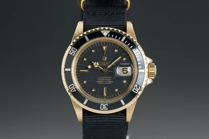 Men’s watches with intricate skeleton dials for a unique and visually stunning design-1970 Rolex 1680/8 18k Submariner Date with Black Nipple Dial and Papers