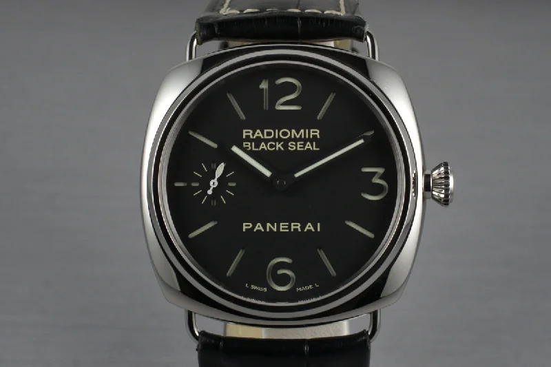 Men’s watches with rubberized bezels for a sporty and functional outdoor accessory-2007 Panerai Radiomir Black Seal PAM 183 with Box and Papers