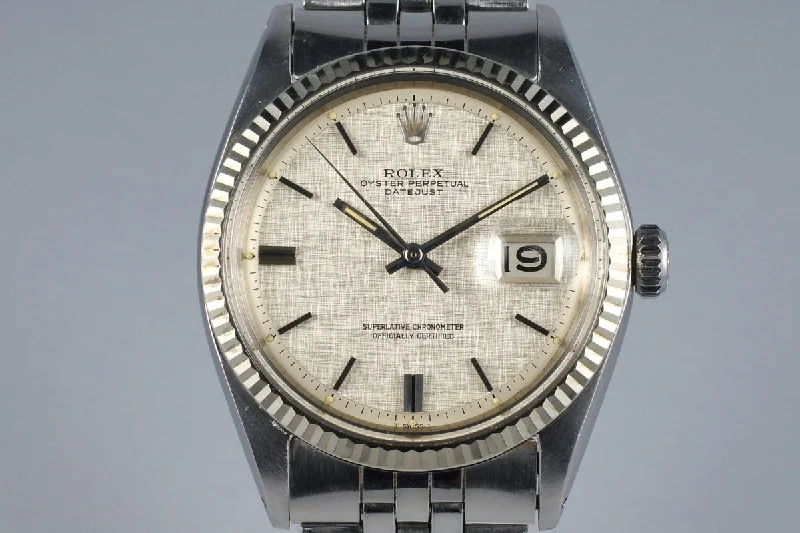 Men’s watches with adjustable straps for comfort and flexibility with various wrist sizes-1970 Rolex DateJust 1601 Silver Linen Dial