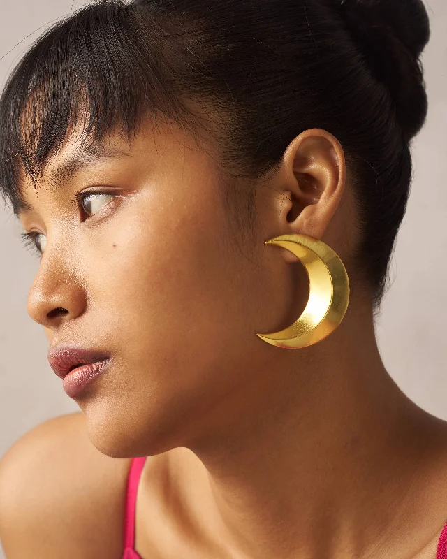 Best hoop earrings with hammered gold for a rustic yet elegant look-Crescent Studs Large - Gold