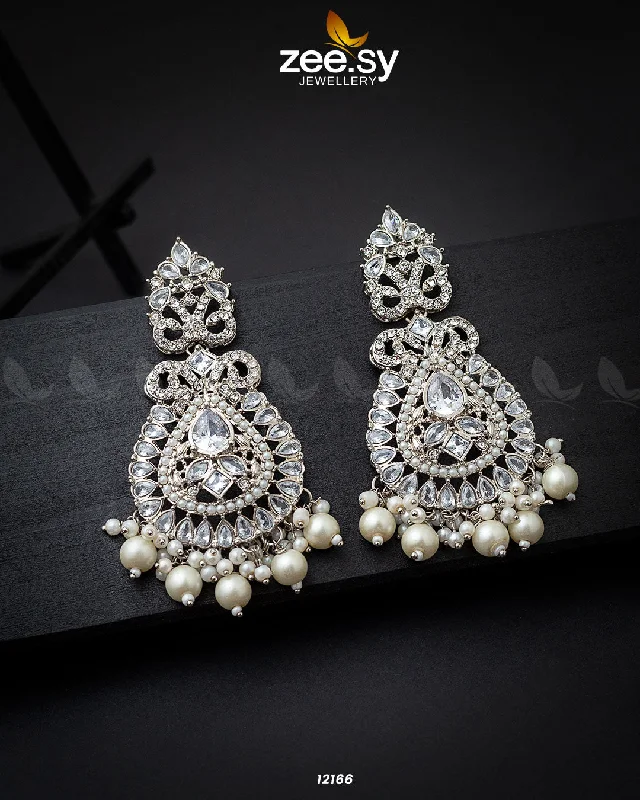 Best hoop earrings with oval shapes for a unique and elongated design-Dilnaz Jhumka