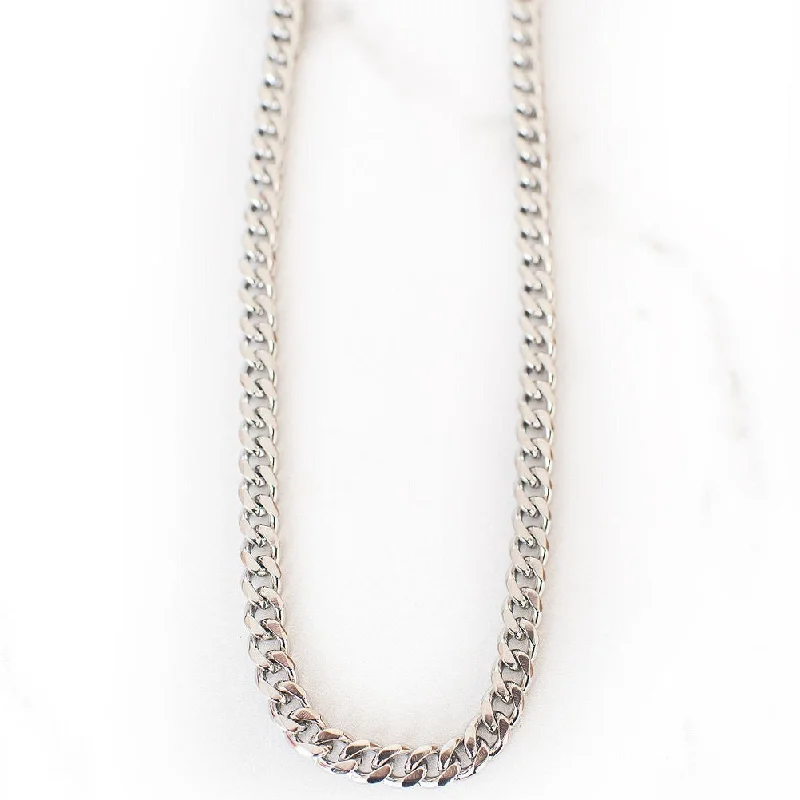 Necklaces and pendants with crescent moon designs for a celestial and mystical feel-Classic Cuban Link Chain | Silver