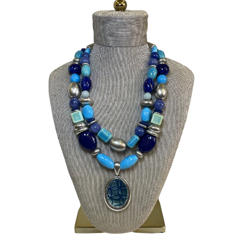 Best necklaces and pendants with vintage lockets for a nostalgic, sentimental look-Necklace Statement By Chicos In Blue & Silver